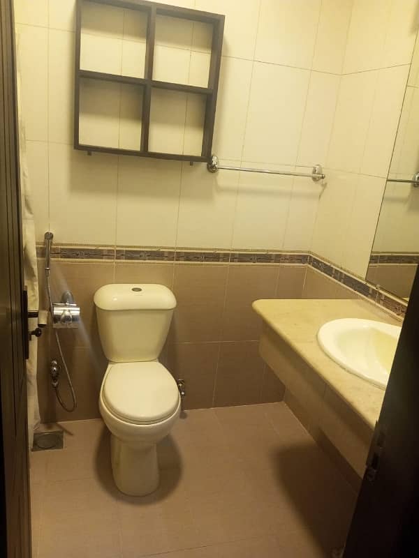 F 11 apartment For Rent 2