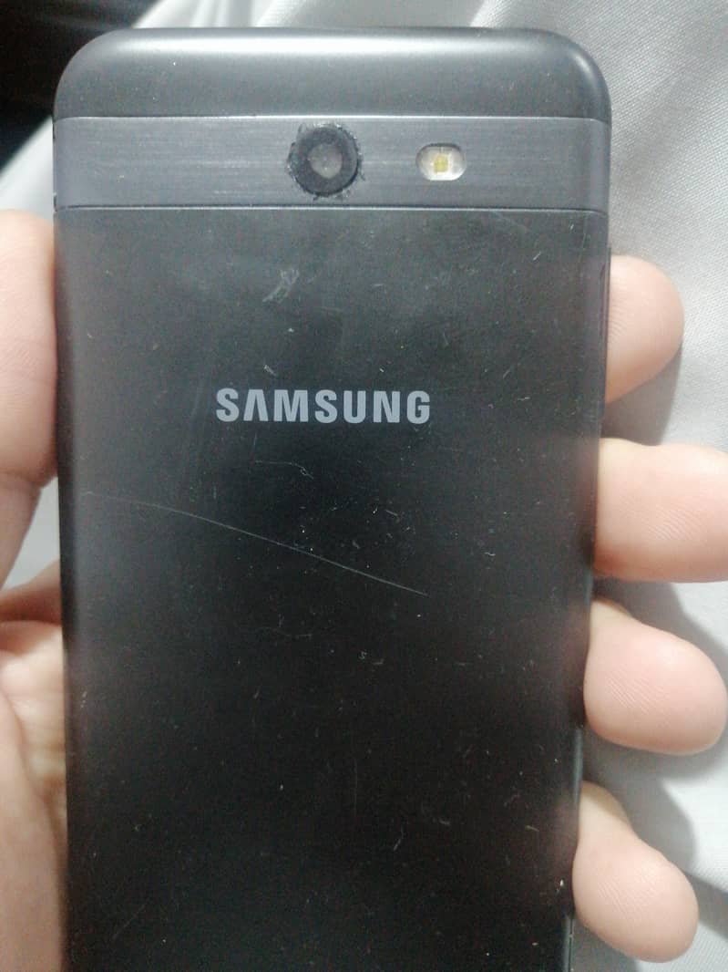 Samsung Mobile J3 1