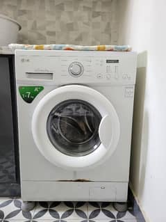 LG 7kg Direct Drive front-load washing machine.