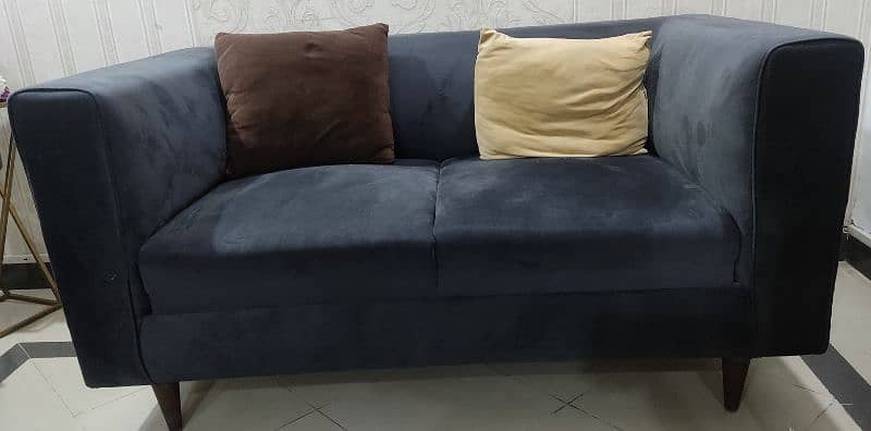 6 Seater Velvet Sofa Set (3,2,1) 4