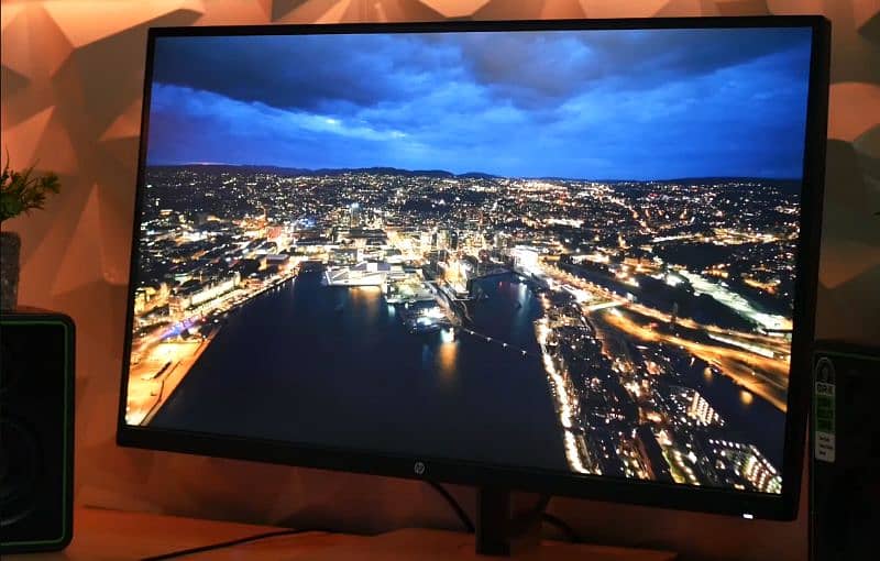 IPS LCD HP 27 inch 2k (QHD) borderless 1