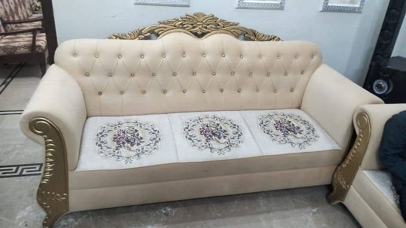 7 seater Sofa Set For Sale 0