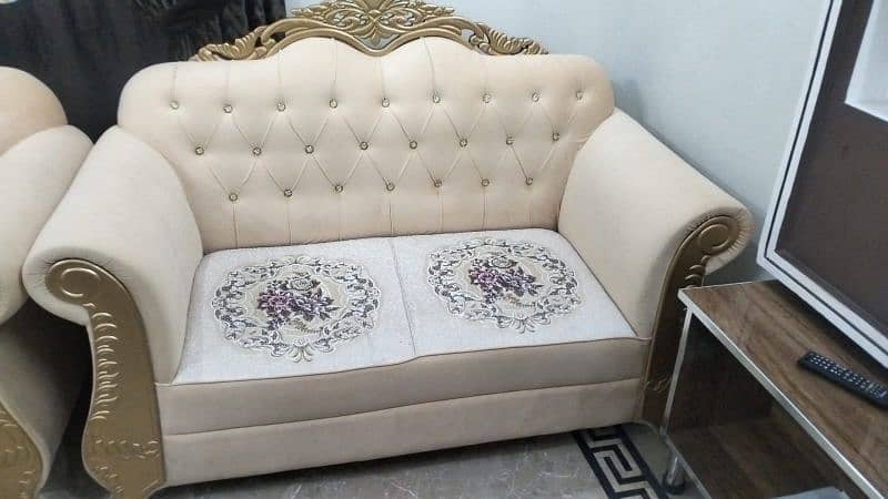 7 seater Sofa Set For Sale 1