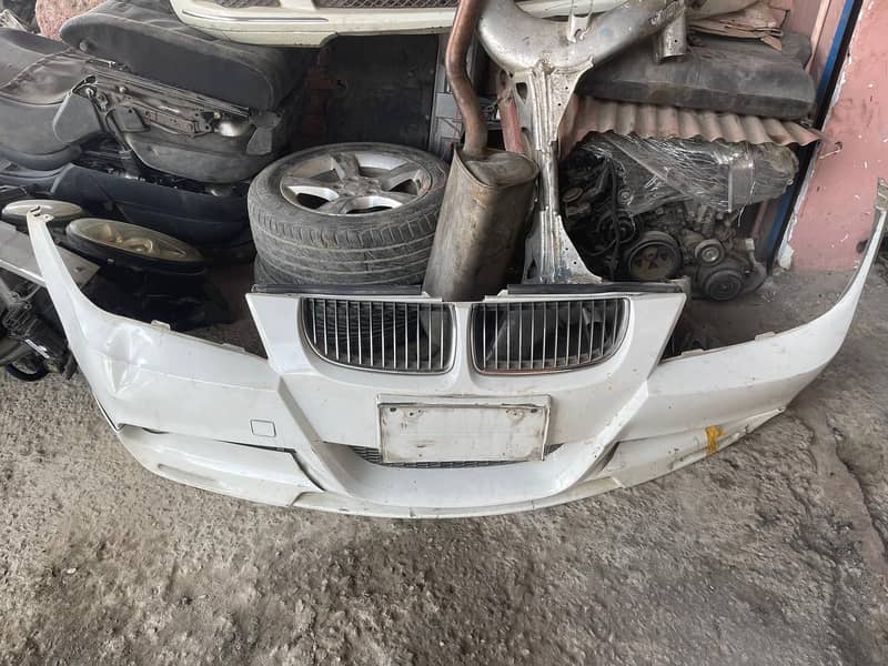 Bumpers, Engine, Sunroof, Steering Mercedes, BMW, Audi Auto Spare Part 7