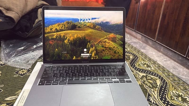 Macbook Pro 2020 M1 1