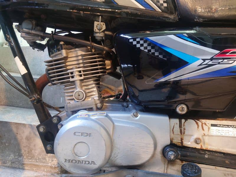 Honda 125 2017 4