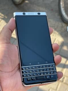 BlackBerry KEYone