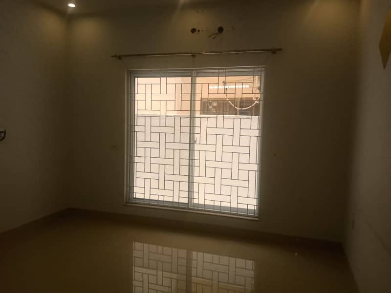 1 kanal upper portion for rent 4