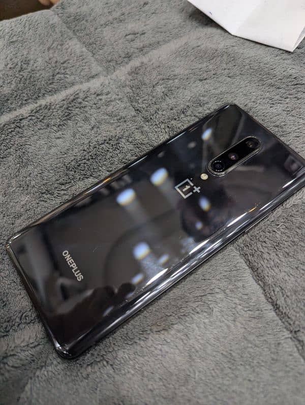 OnePlus 8 8/128 condition (10/10) 5