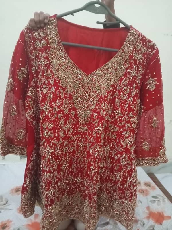 red bridal lehnga 1