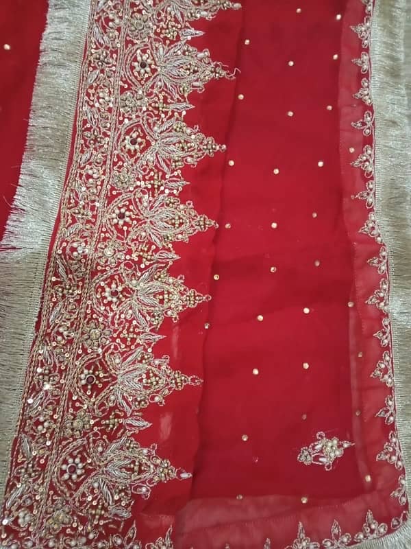 red bridal lehnga 7