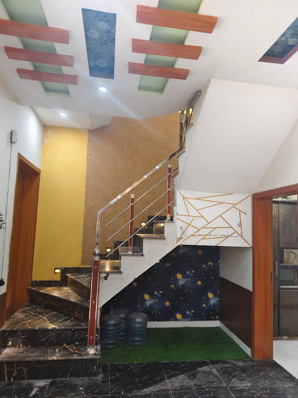 5 Marla Slightly used house is available for sale near to school in Tulip Overseas block of park view city Lahore 1