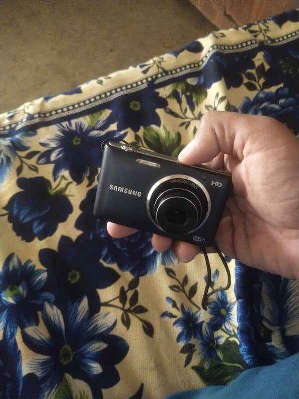 Samsung smart digital camera Whatsapp number 03489419720 3