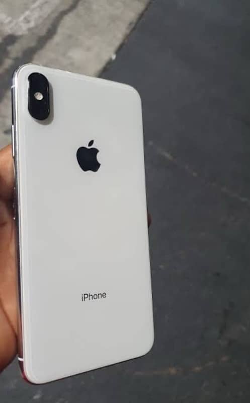 iPhone XS Max 0