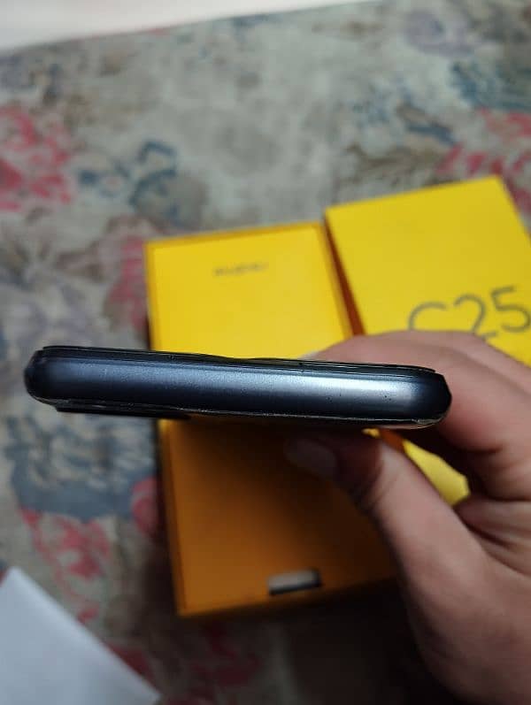 REALME C25 in good condition 10/10 6