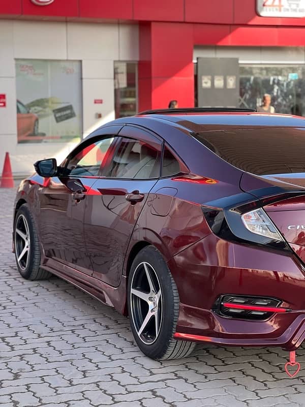 Honda Civic Oriel 2018 8