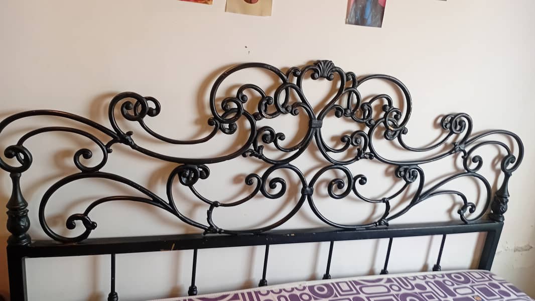 King size wrought iron bed with mattress and side tables 0