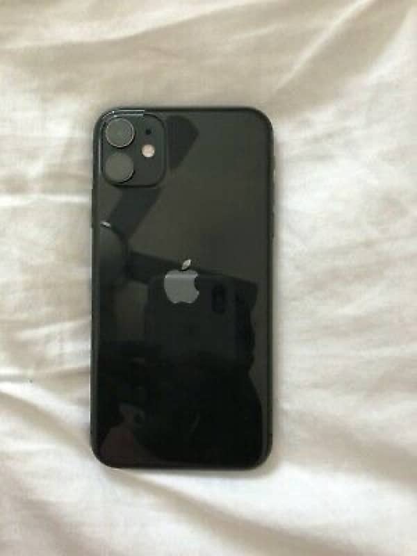 IPHONE 11 WATERPACK BRAND NEW 10/10 2