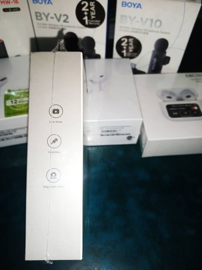  SX8 Wireless Microphone – Noise Reduction, 20m Range, Plug & Play! 4