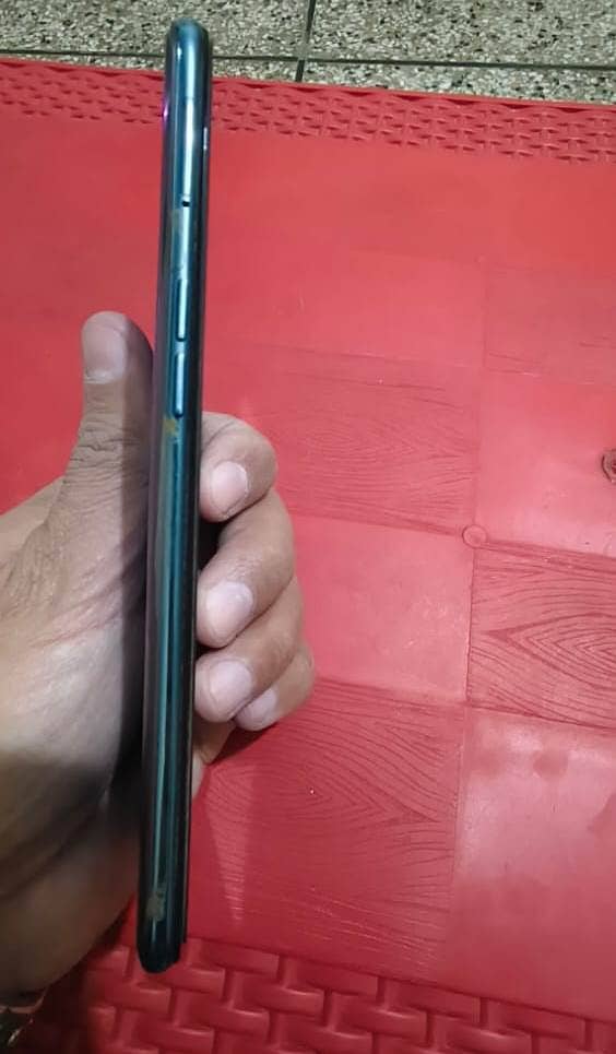 Oppo F17 Pro Lush 10/9.5 Condition Scratchless Mobile 3