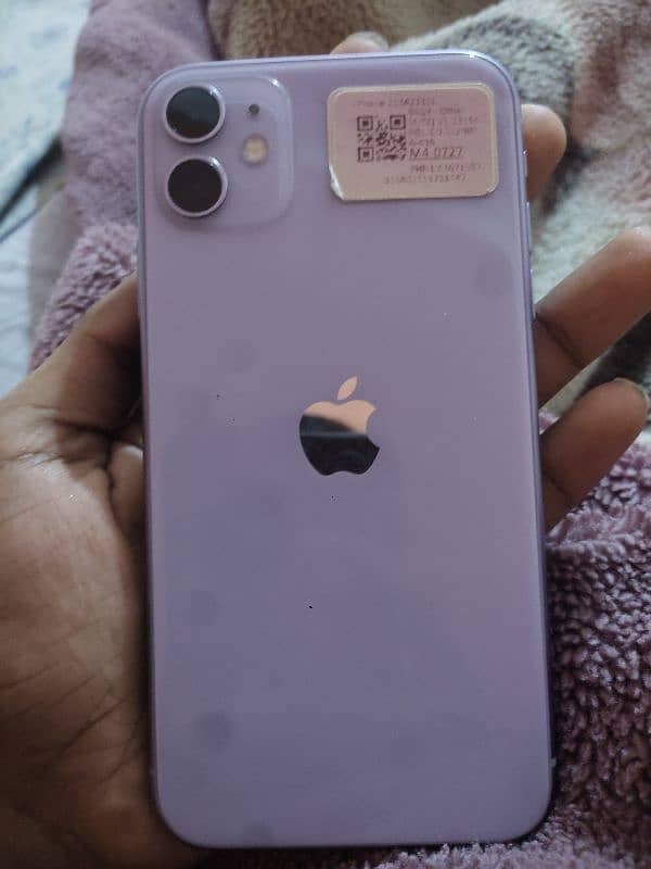 Iphone 11 not pta 10/9 condition only screen per dot aur pece all okey 5