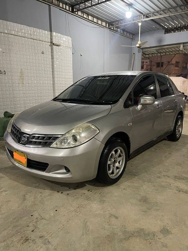 Nissan Tiida 2007 4