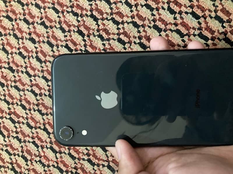 Iphone xr factory unlock non pta 2
