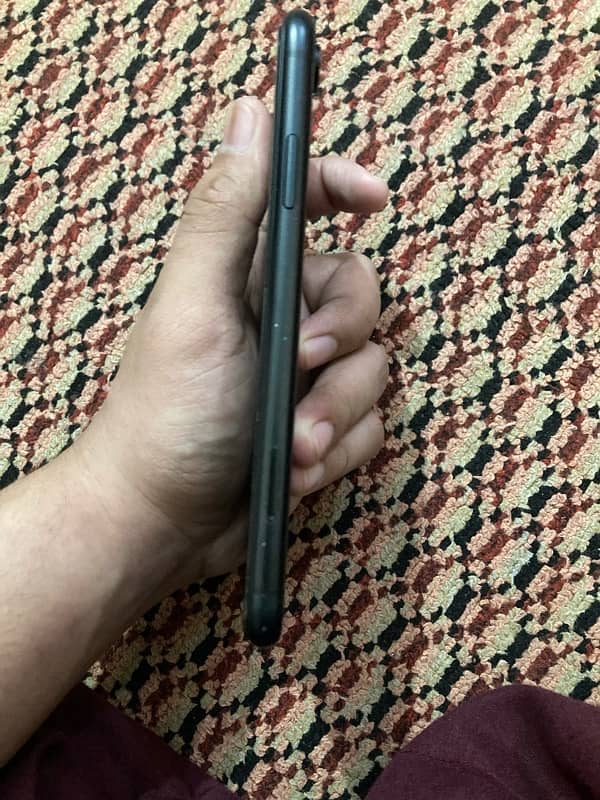 Iphone xr factory unlock non pta 3