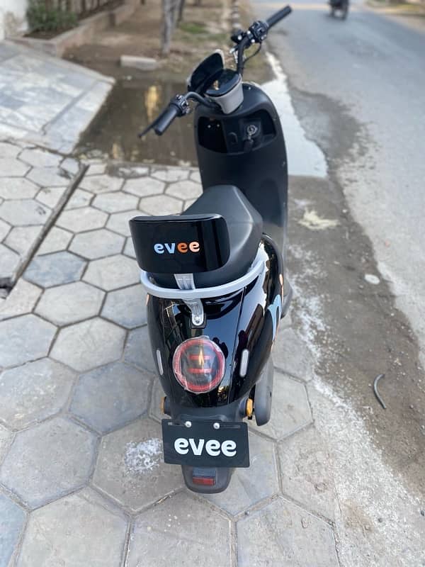 Nisa Evee scooty for sale | evee | scooty |black colour 10/10 3