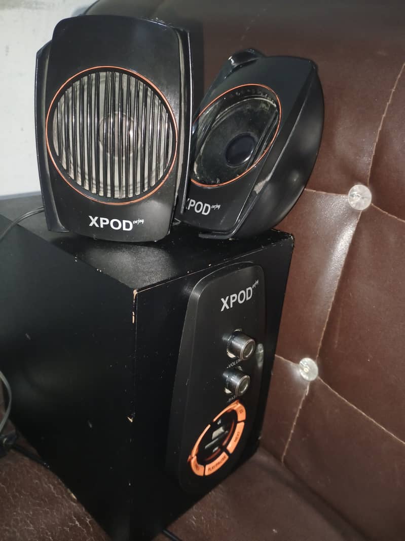 Xpod woofer speakers 1