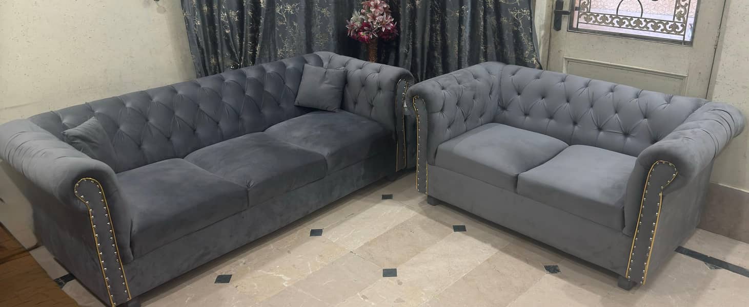 Beautiful 5-Seater Sofa Set – Renewed and Ready for Your Home! 0