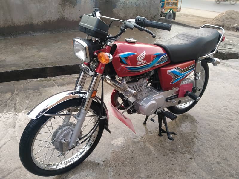 Honda CG 125 2024 1