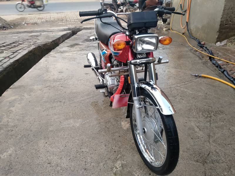 Honda CG 125 2024 5