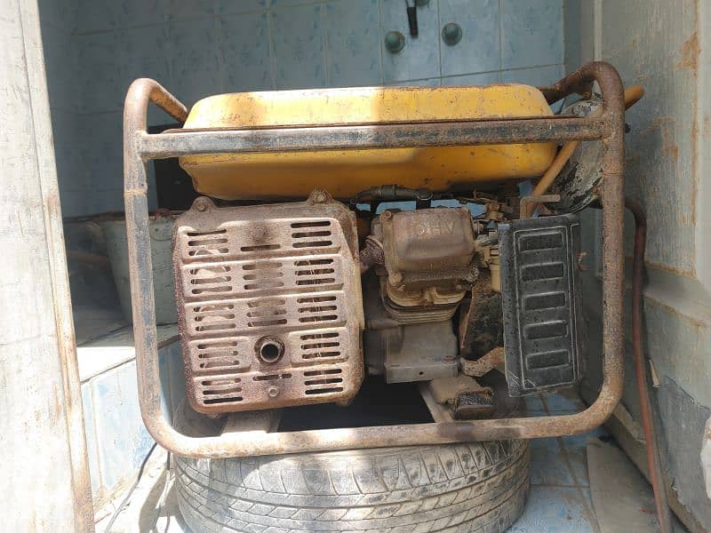 Reliable Suzuki 2.5kVA Generator Perfect Condition, Gas Compatible! 4