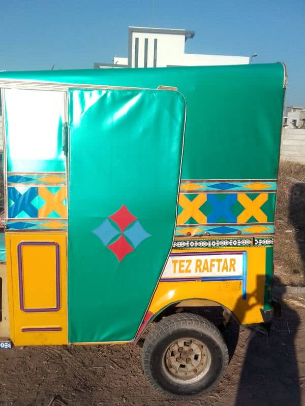 Tez Raftar Auto Rikshaw 2