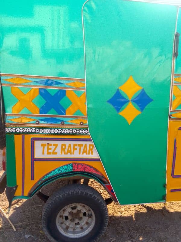 Tez Raftar Auto Rikshaw 3