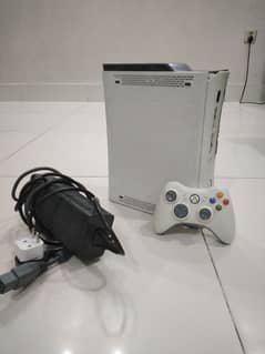 Xbox 360 fat 1 tb with original controller