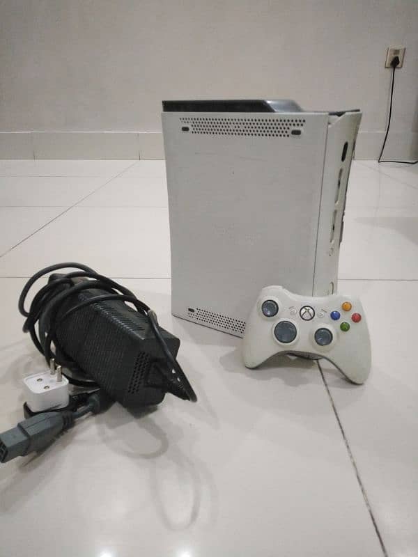 Xbox 360 fat 1 tb with original controller 0