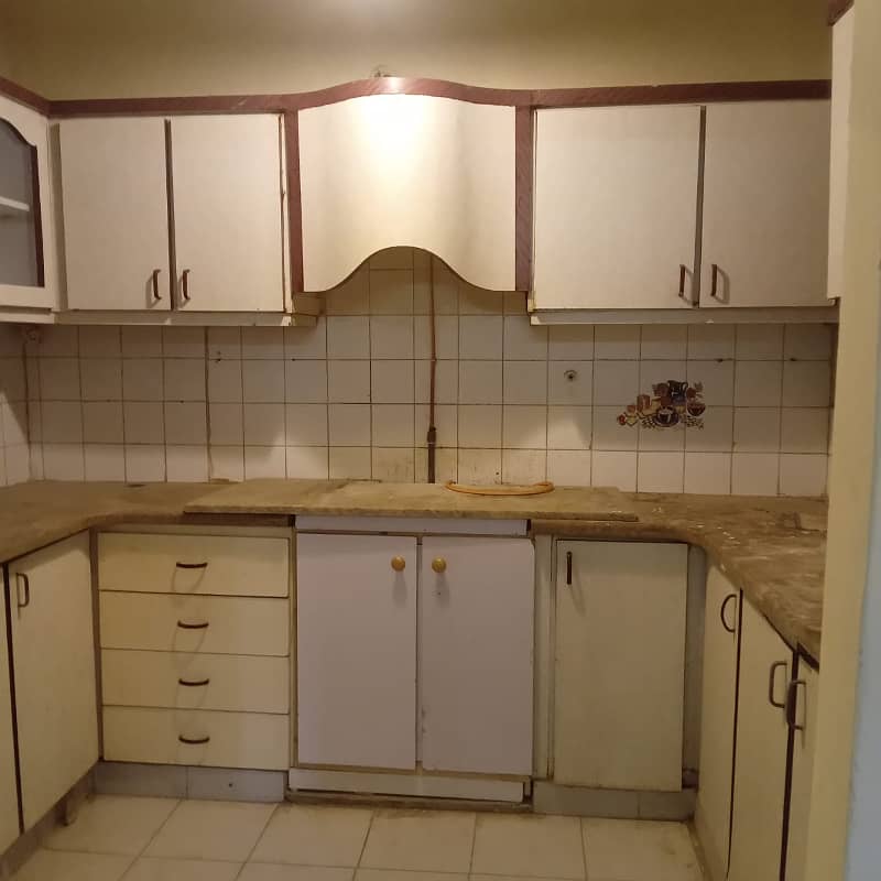 2 BED DD FLAT FOR SALE IN GULSHAN-E-IQBAL 13 D/2 2