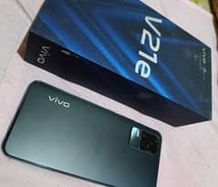 Vivo V21e with complete box (128 gb ROM, 8+4 gb RAM)