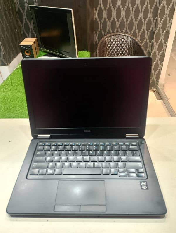 Bag free core I5 5th generation laptop 8gb ram 128 ssd with backlight 1