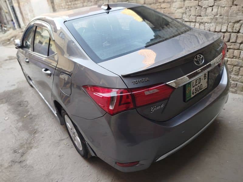 Toyota Altis Grande 2015 6