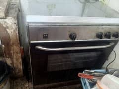 cooking range with stove top and oven for sale in good condition