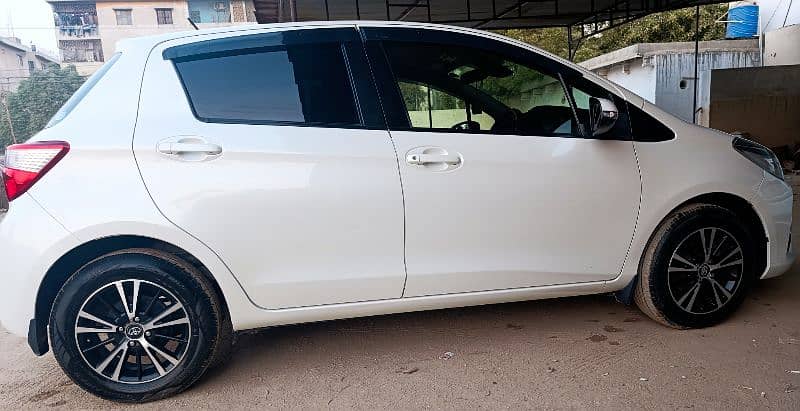 Toyota Vitz 2019 4