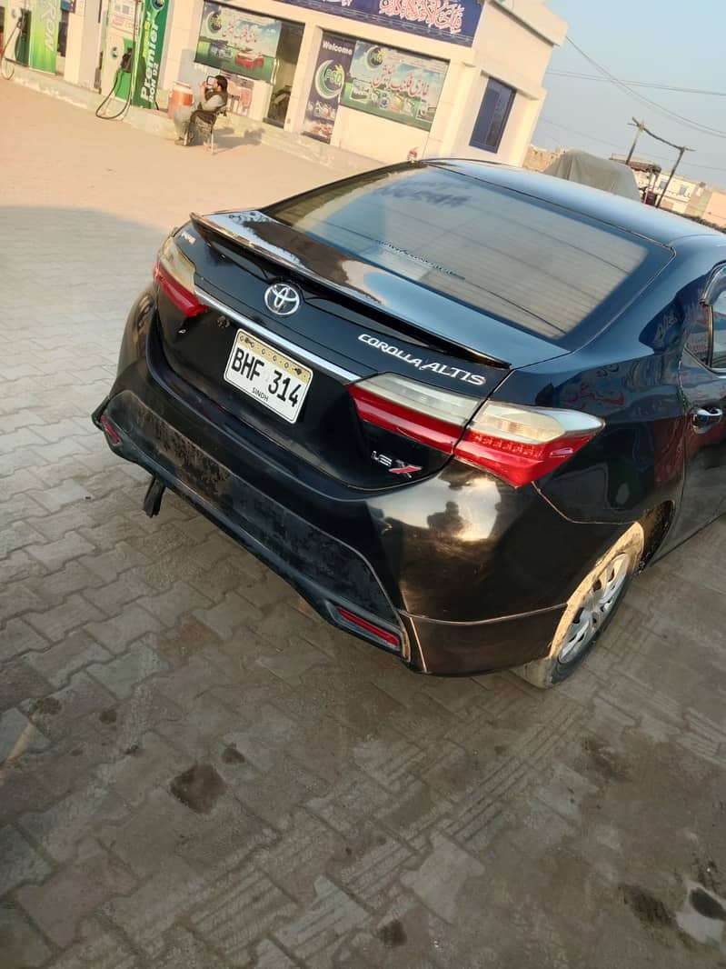 Toyota Corolla XLI 2017 3