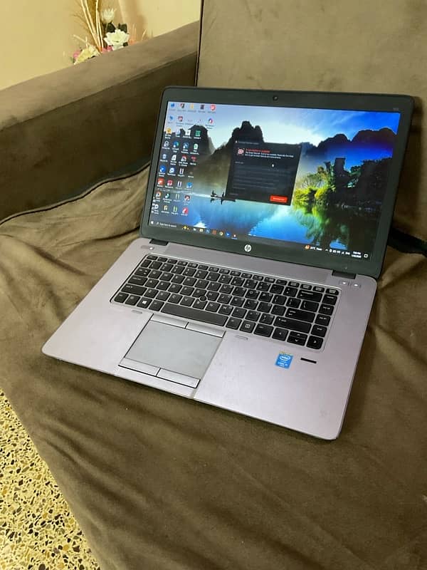 HP EliteBook850 1