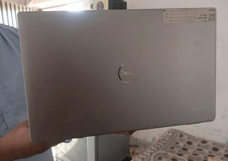 Dell Latitude 9520 Laptop - 11th Gen, Ultra-Slim, Excellent Condition 6