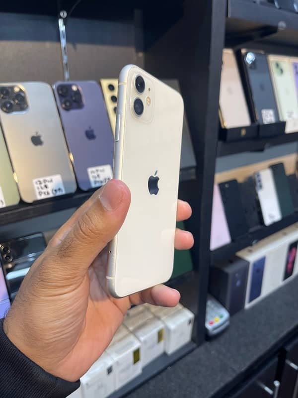 iPhone 11 128gb PTA Approved 0