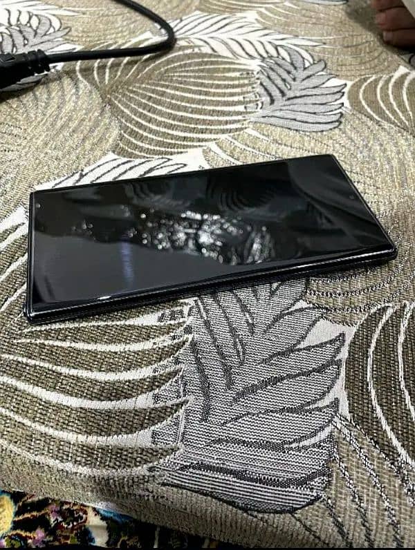 Samsung Galaxy Note 10 Plus Just Panel 2