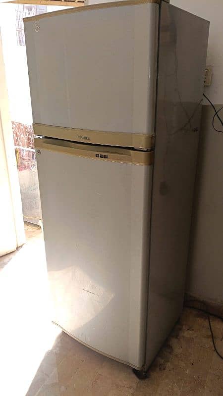 Dawlance refrigerator 0